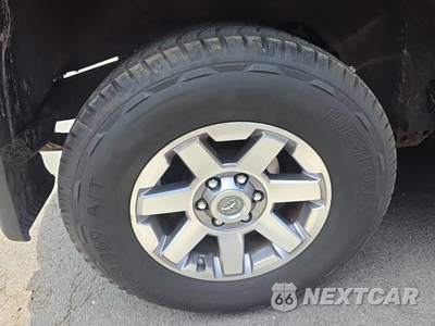 2014 Toyota FJ Cruiser w/Rear Doors - zdjęcie 10 z 25 - miniatura