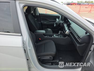 2025 Hyundai Kona SEL - zdjęcie 8 z 24 - miniatura