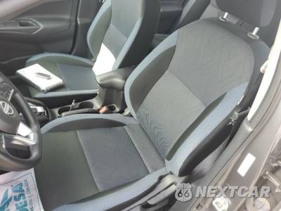 2025 Nissan Versa SV - zdjęcie 13 z 27 - miniatura