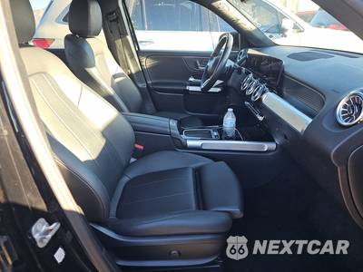 2025 Mercedes-Benz GLB 250 - zdjęcie 8 z 23 - miniatura