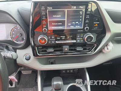 2021 Toyota Highlander L - zdjęcie 11 z 19 - miniatura