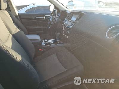 2019 Nissan Pathfinder SV - zdjęcie 8 z 34 - miniatura