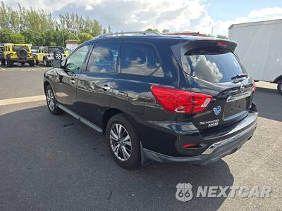 2018 Nissan Pathfinder S - zdjęcie 6 z 43 - miniatura