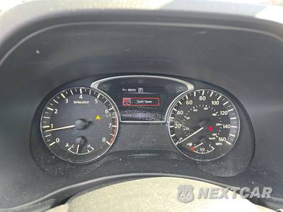 2018 Nissan Pathfinder S - zdjęcie 12 z 43 - miniatura