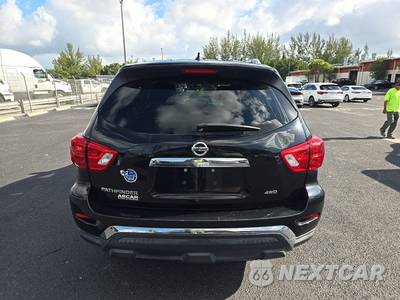 2018 Nissan Pathfinder S - zdjęcie 5 z 43 - miniatura