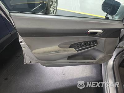 2010 Honda Civic Sedan LX - zdjęcie 9 z 35 - miniatura
