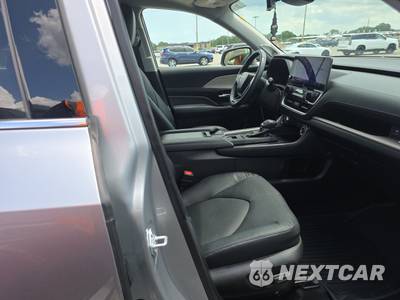2024 Toyota Grand Highlander Hybrid Limited - zdjęcie 8 z 22 - miniatura