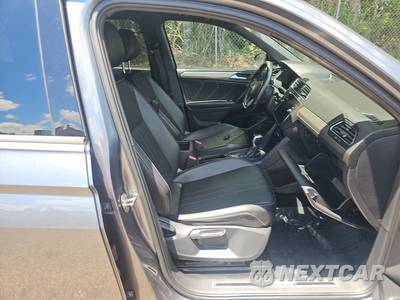 2022 Volkswagen Tiguan SE R-Line Black - zdjęcie 8 z 46 - miniatura
