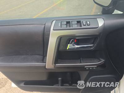 2016 Toyota 4Runner Limited - zdjęcie 9 z 29 - miniatura