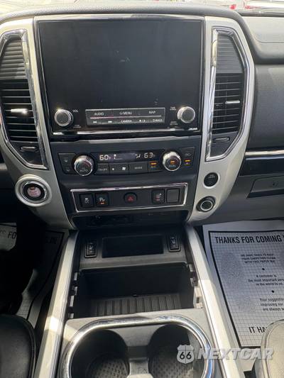 2021 Nissan TITAN SV Crew Cab Short Bed - zdjęcie 14 z 22 - miniatura