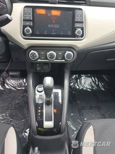 2021 Nissan Versa SV - zdjęcie 11 z 23 - miniatura