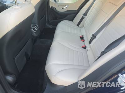 2020 Mercedes-Benz C 300 4MATIC Sedan - zdjęcie 13 z 27 - miniatura