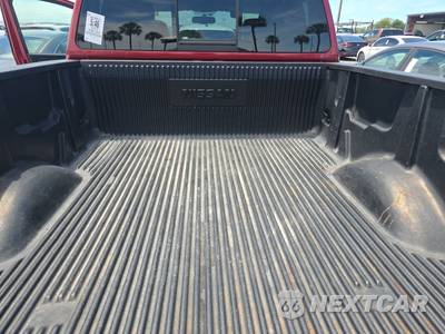 2014 Nissan TITAN SV Extended Cab Medium Bed - zdjęcie 16 z 27 - miniatura
