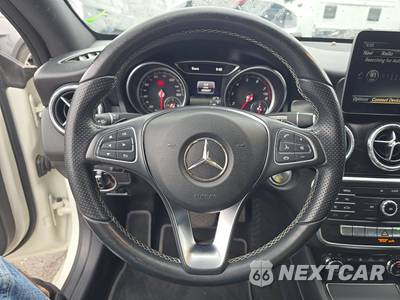 2018 Mercedes-Benz CLA 250 - zdjęcie 10 z 42 - miniatura