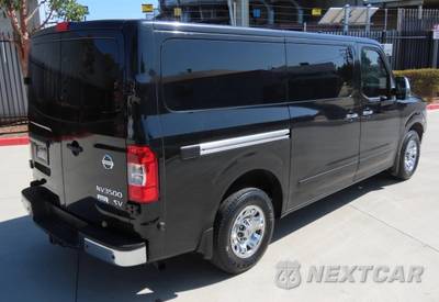 2016 Nissan NV3500 HD Passenger SV 146.1" WB - zdjęcie 3 z 10 - miniatura