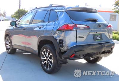 2024 Toyota Corolla Cross XLE - zdjęcie 4 z 10 - miniatura