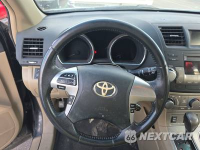 2012 Toyota Highlander SE - zdjęcie 10 z 39 - miniatura