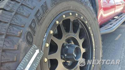 2023 Toyota Sequoia SR5 - zdjęcie 19 z 20 - miniatura