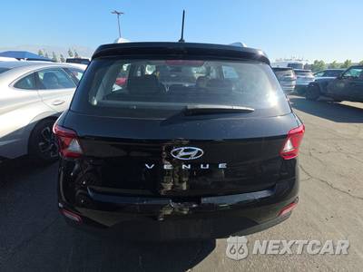 2025 Hyundai Venue SEL - zdjęcie 5 z 23 - miniatura
