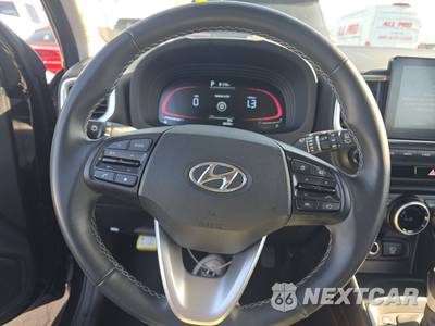 2025 Hyundai Venue SEL - zdjęcie 10 z 23 - miniatura