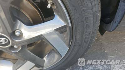 2025 Hyundai Venue SEL - zdjęcie 28 z 33 - miniatura