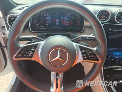 2025 Mercedes-Benz C 300 - zdjęcie 10 z 21 - miniatura