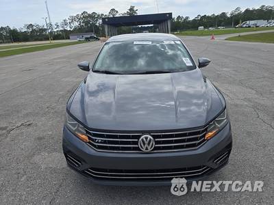 2017 Volkswagen Passat 1.8T R-Line w/Comfort Pkg - zdjęcie 2 z 36 - miniatura