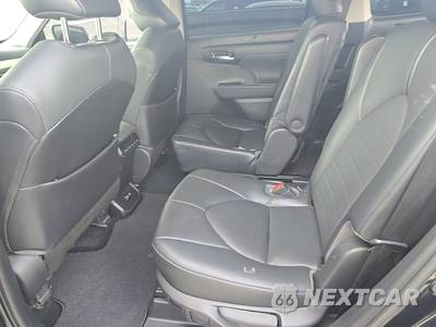2021 Toyota Highlander XLE - zdjęcie 13 z 27 - miniatura