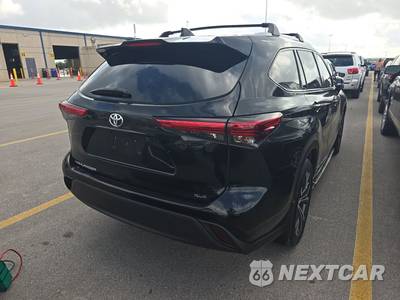 2021 Toyota Highlander XLE - zdjęcie 4 z 27 - miniatura