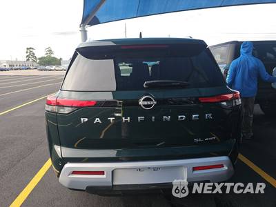 2025 Nissan Pathfinder SL - zdjęcie 5 z 23 - miniatura