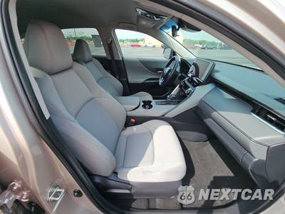 2024 Toyota Venza LE - zdjęcie 8 z 28 - miniatura