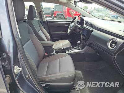 2018 Toyota Corolla LE Sedan - zdjęcie 14 z 41 - miniatura