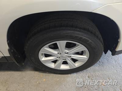 2013 Toyota Highlander - zdjęcie 9 z 21 - miniatura