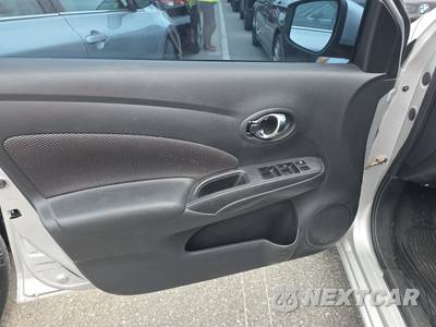 2019 Nissan Versa Sedan SV - zdjęcie 15 z 34 - miniatura
