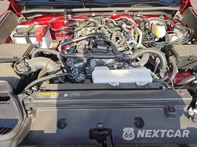2025 Toyota 4Runner SR5 - zdjęcie 16 z 23 - miniatura