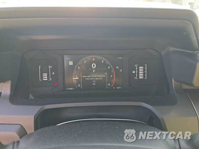 2025 Toyota 4Runner SR5 - zdjęcie 12 z 23 - miniatura