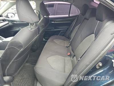 2021 Toyota Camry LE - zdjęcie 13 z 33 - miniatura
