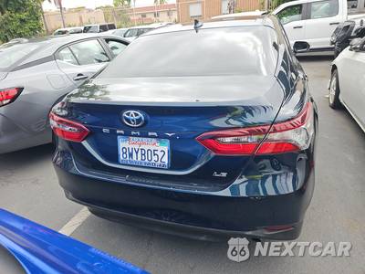 2021 Toyota Camry LE - zdjęcie 5 z 33 - miniatura