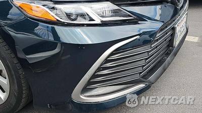 2021 Toyota Camry LE - zdjęcie 27 z 33 - miniatura