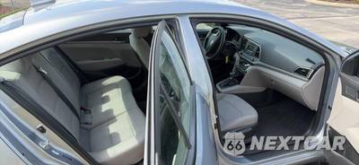 2017 Hyundai Elantra SE Sedan - zdjęcie 8 z 12 - miniatura