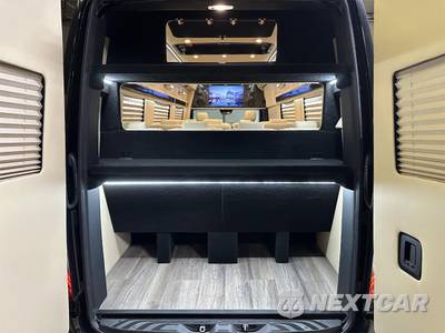 2024 Mercedes-Benz Sprinter 3500XD Cargo Van DRW High Roof 170.0" WB - zdjęcie 35 z 50 - miniatura