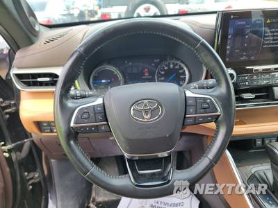 2021 Toyota Highlander Hybrid Platinum - zdjęcie 10 z 29 - miniatura
