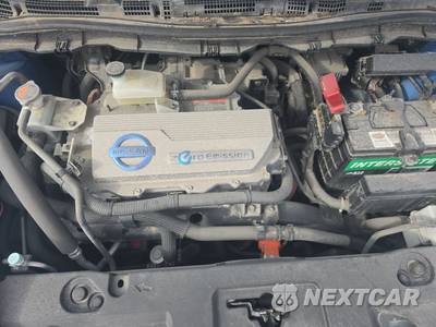 2012 Nissan LEAF SV - zdjęcie 15 z 18 - miniatura