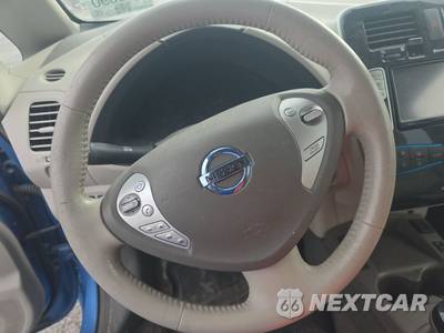 2012 Nissan LEAF SV - zdjęcie 10 z 18 - miniatura