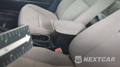 2014 Toyota Corolla LE Plus - zdjęcie 20 z 41 - miniatura