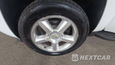 2011 Chevrolet Suburban 1500 LT 1LT - zdjęcie 21 z 32 - miniatura