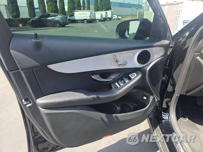 2022 Mercedes-Benz GLC 300 - zdjęcie 9 z 22 - miniatura