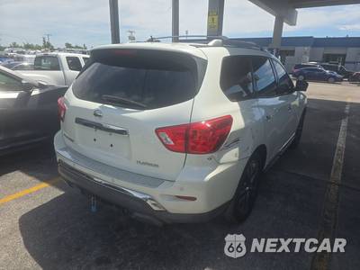 2017 Nissan Pathfinder Platinum - zdjęcie 4 z 19 - miniatura