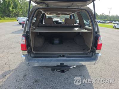 2002 Toyota 4Runner SR5 - zdjęcie 16 z 18 - miniatura