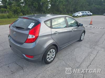 2017 Hyundai Accent SE Hatchback - zdjęcie 4 z 24 - miniatura